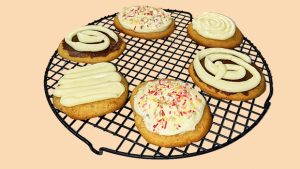 Crumble Cookies Rezept: Köstliche Kekse mit cremigem Frosting