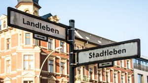 Gehalt in der Zahnarztpraxis – Teil 2: Stadt schlägt Land: Wie stark beeinflusst der Praxisstandort das Gehalt?