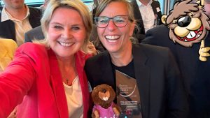 Bronze für „Pimp up your Wissen“: Unsere Initiative gewinnt beim Dental Marketing Award 2026